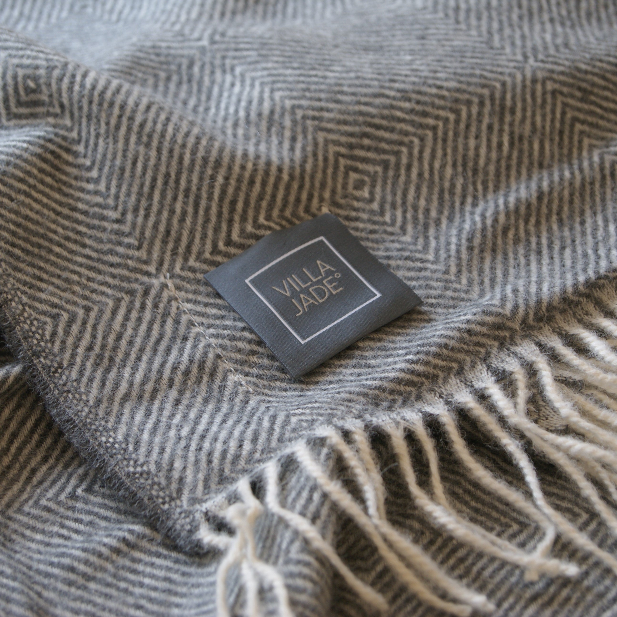 Villa Jade° Plaid, 100% feinstes Alpakahaar - schlafraum.shop